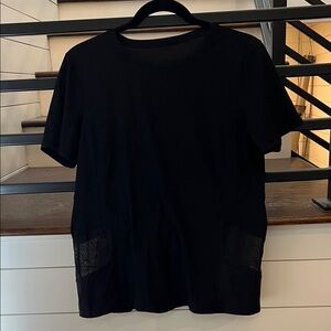 Lululemon Athletica Black Short Sleeve Tee